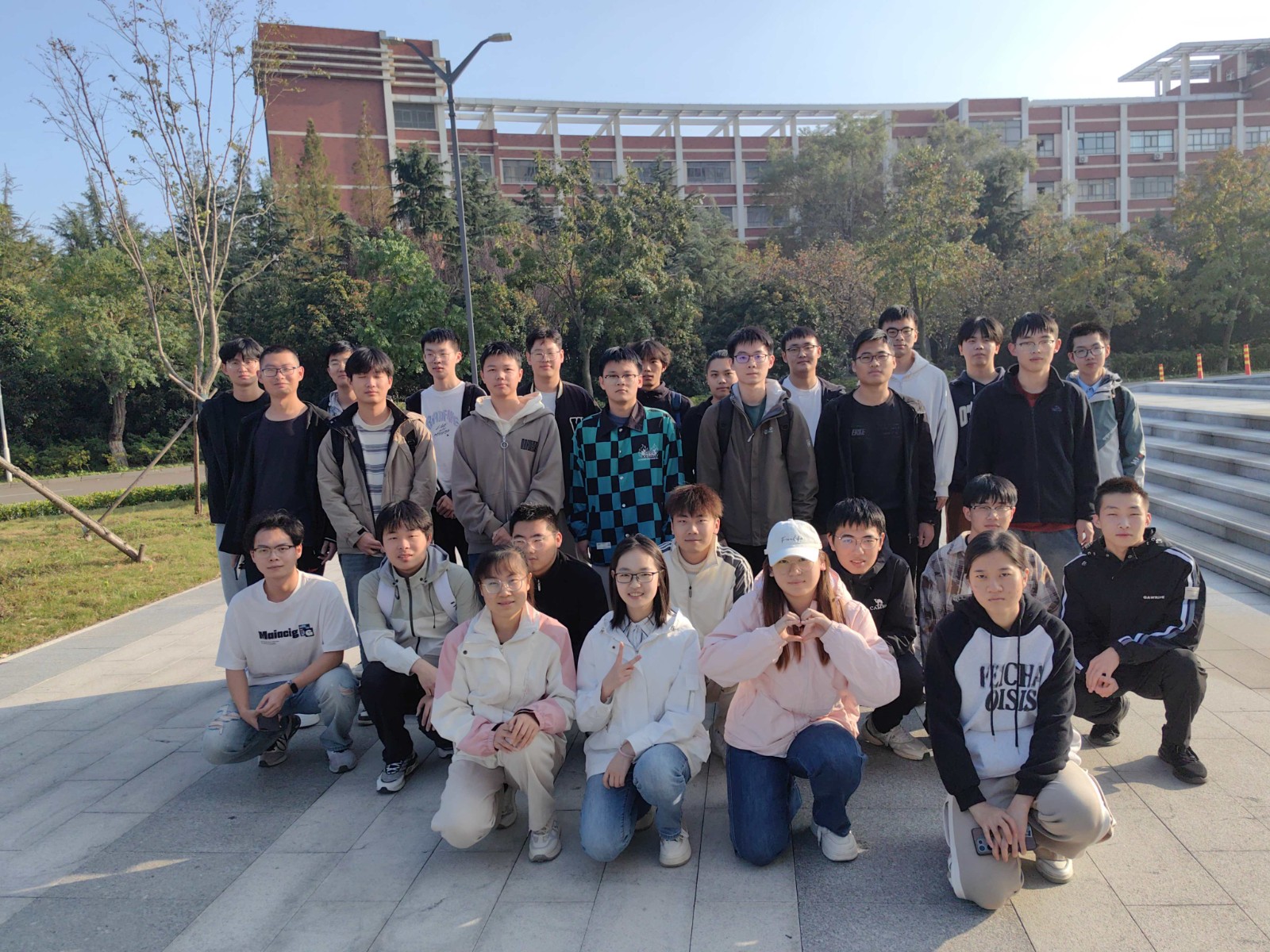 1735541101445304.jpg 1735541101445304.jpg